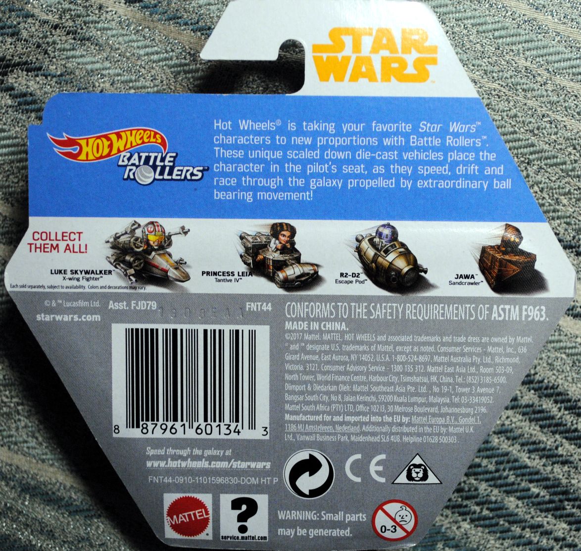 Hot Wheels Star Wars Battle Rollers Character Tie Fighter Pilot Special Forces Tie Fighter SOLO: - Hot Wheels by Mattel (Star Wars Hot Wheels) action figure collectible [Barcode 0887961601343] - Main Image 2