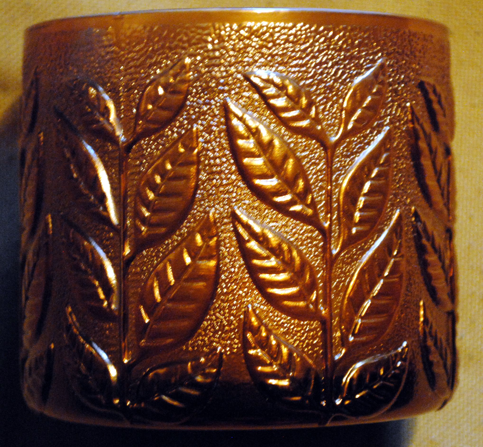 CANDLE: Easter Bath and Bodyworks Some Bunny Loves You Marshmallow Fluff 2020