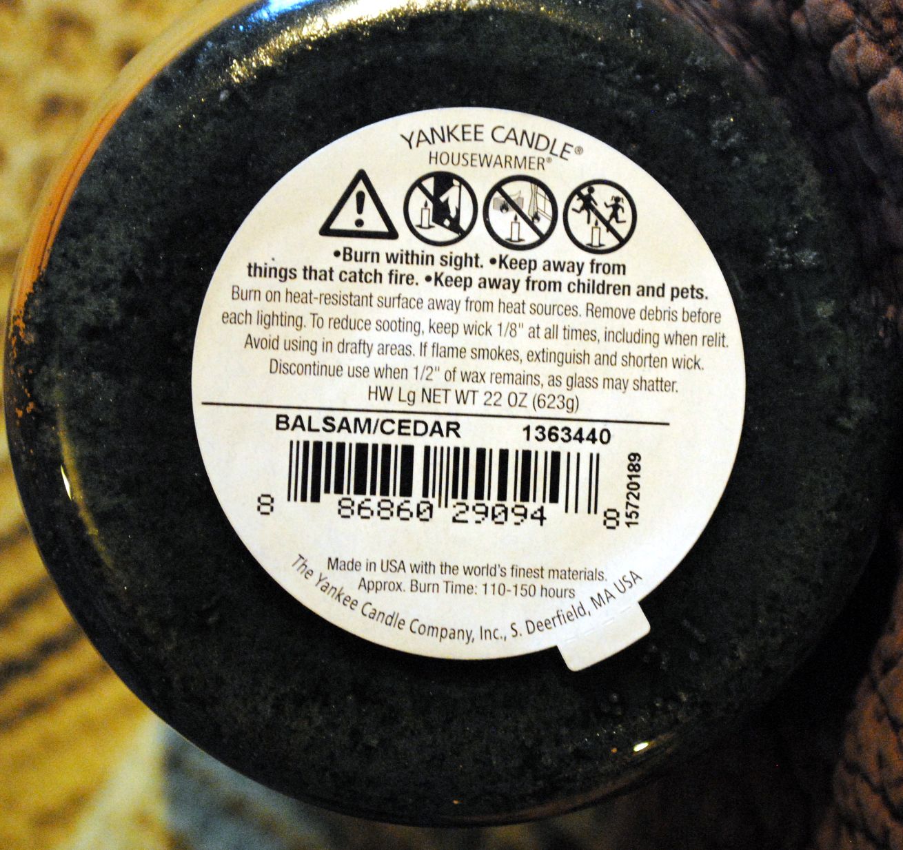 CANDLE: Christmas Yankee Williamsburg Village Exclusive - Yankee Candle (Christmas Candles) action figure collectible - Main Image 2