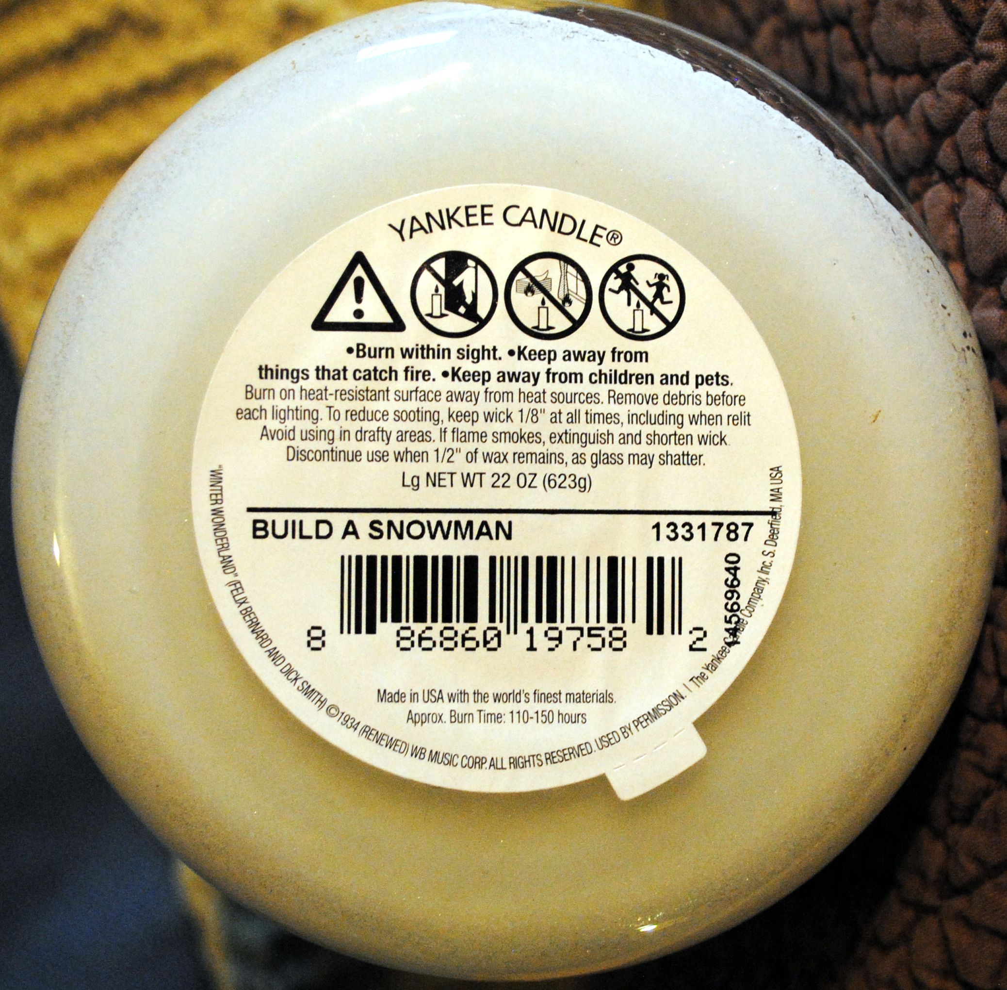 CANDLE: Christmas Yankee Build a Snowman 2015WWL - Yankee Candle (Christmas Candles) action figure collectible - Main Image 2