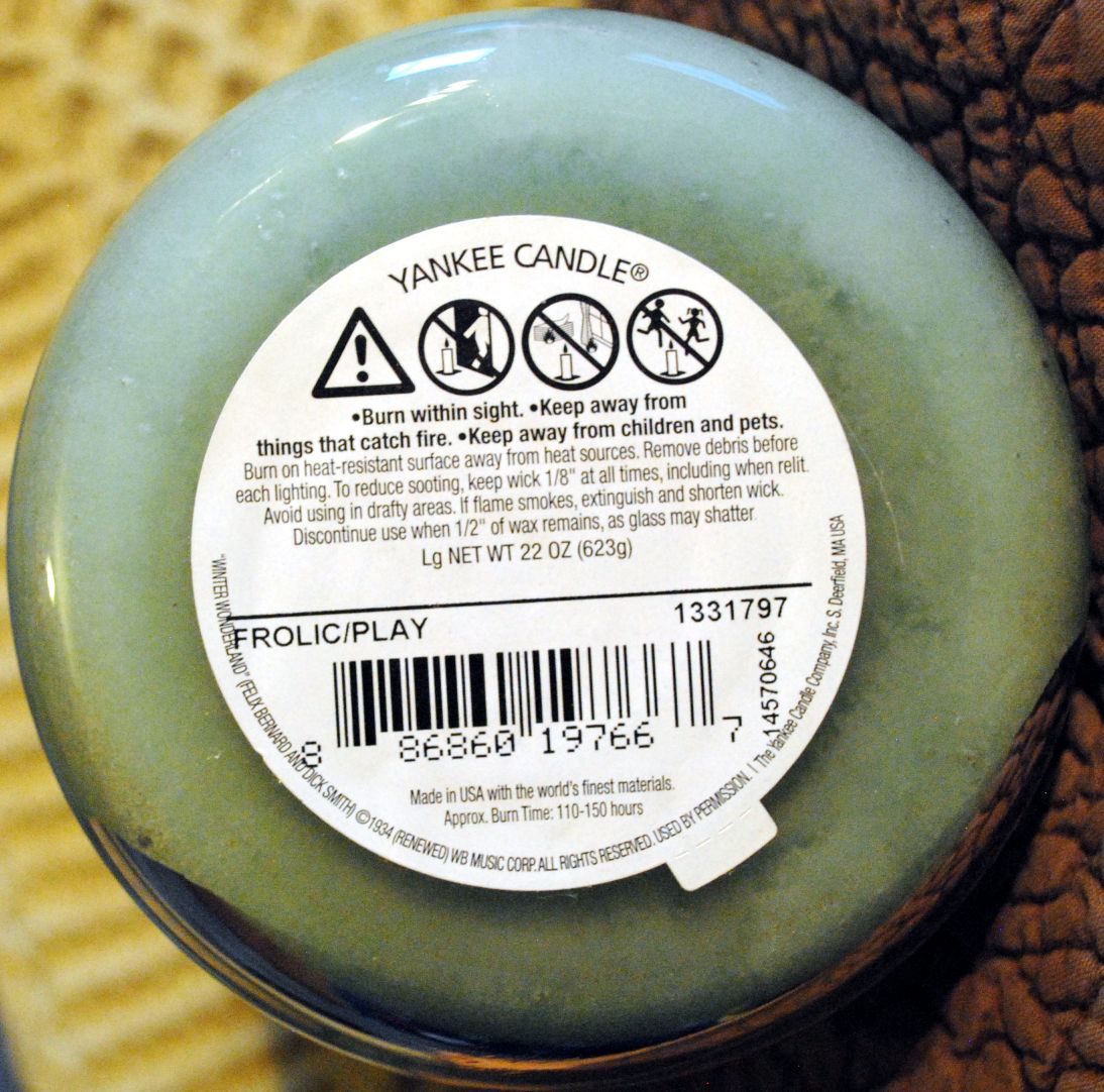 CANDLE: Christmas Yankee Frolic & Play 2015 WWL - Yankee Candle (Christmas Candles) action figure collectible - Main Image 2