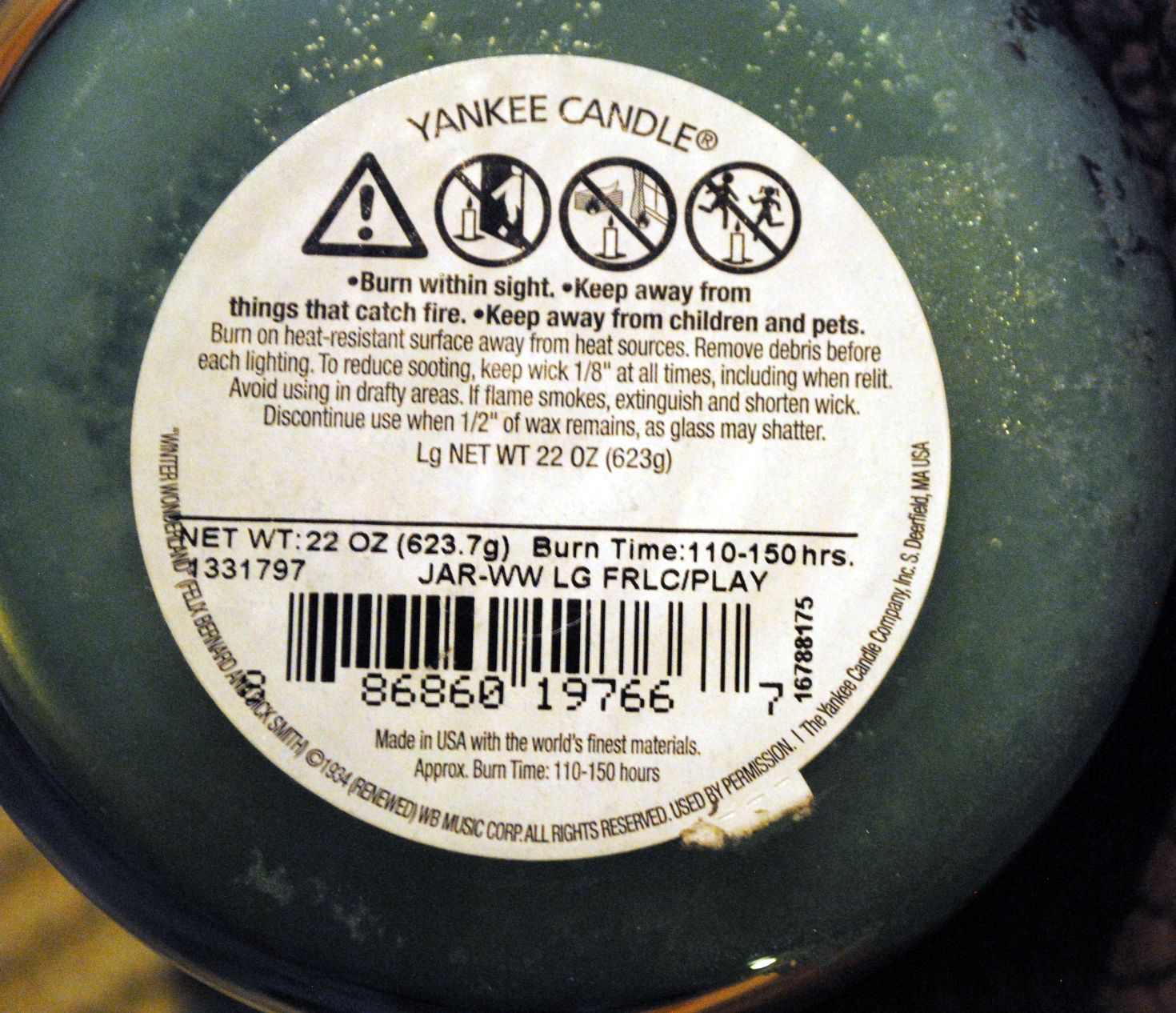 CANDLE: Christmas Yankee Frolic & Play 2016 WWL - Yankee Candle (Christmas Candles) action figure collectible - Main Image 2