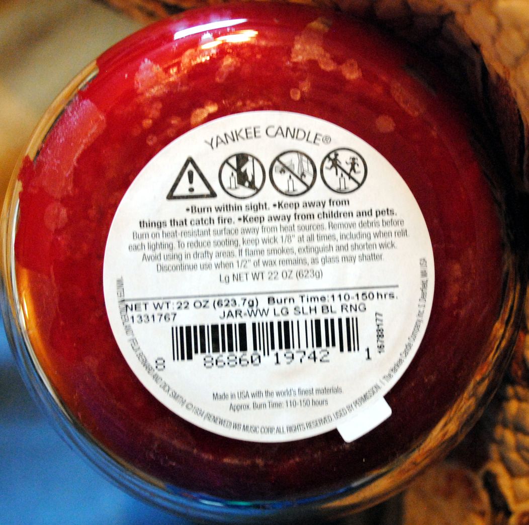 CANDLE: Christmas Yankee Sleigh Bells Ring 2016 WWL - Yankee Candle (Christmas Candles) action figure collectible - Main Image 2