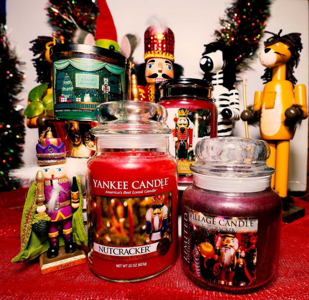 CANDLE: Christmas Yankee Nutcracker  2014 - Yankee Candle (Christmas Candles) action figure collectible - Main Image 3