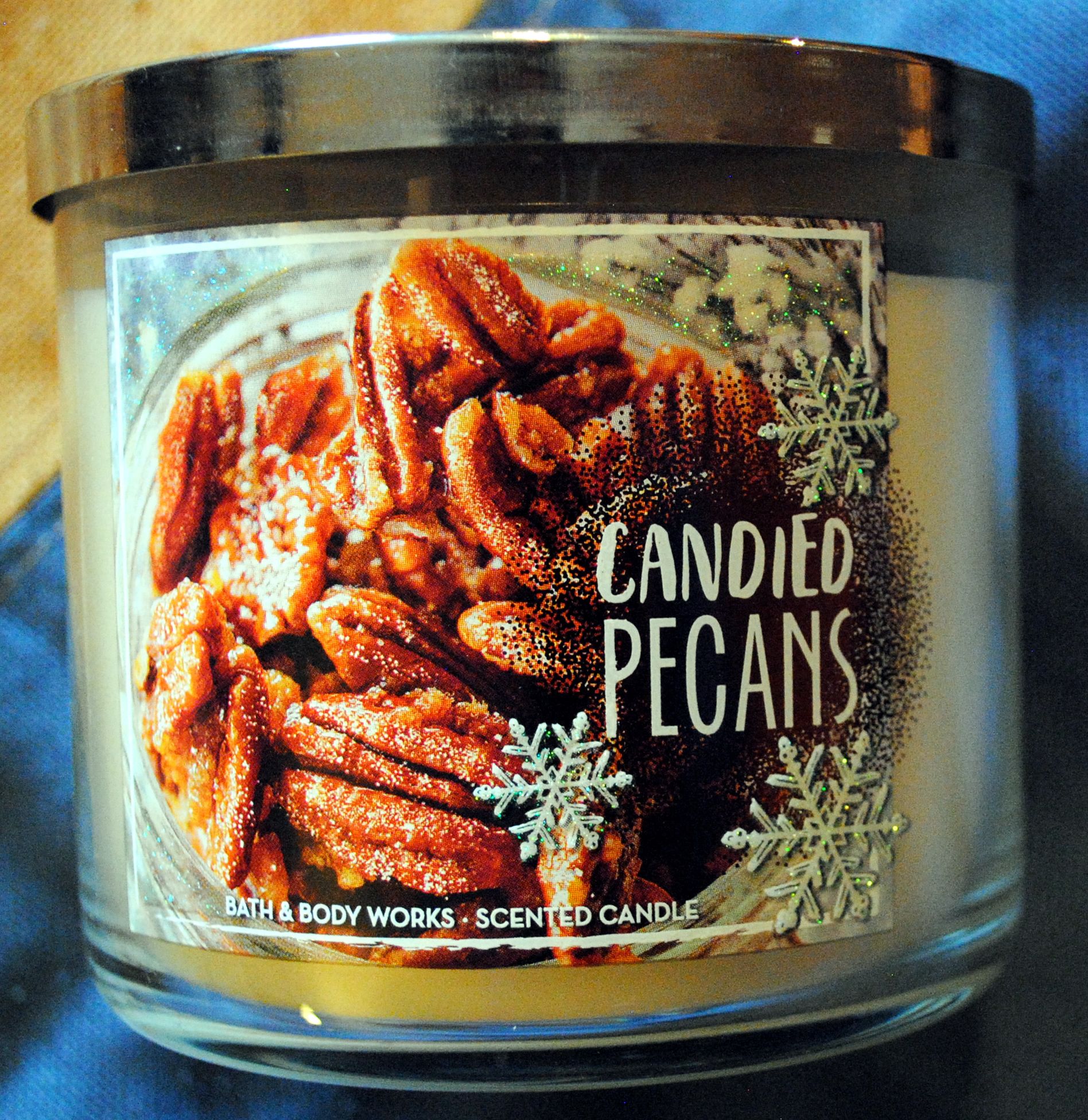 CANDLE: Christmas Bath & Bodyworks Candied Pecans 2016 - Bath & Bodyworks Candle (Christmas Candles) action figure collectible - Main Image 1