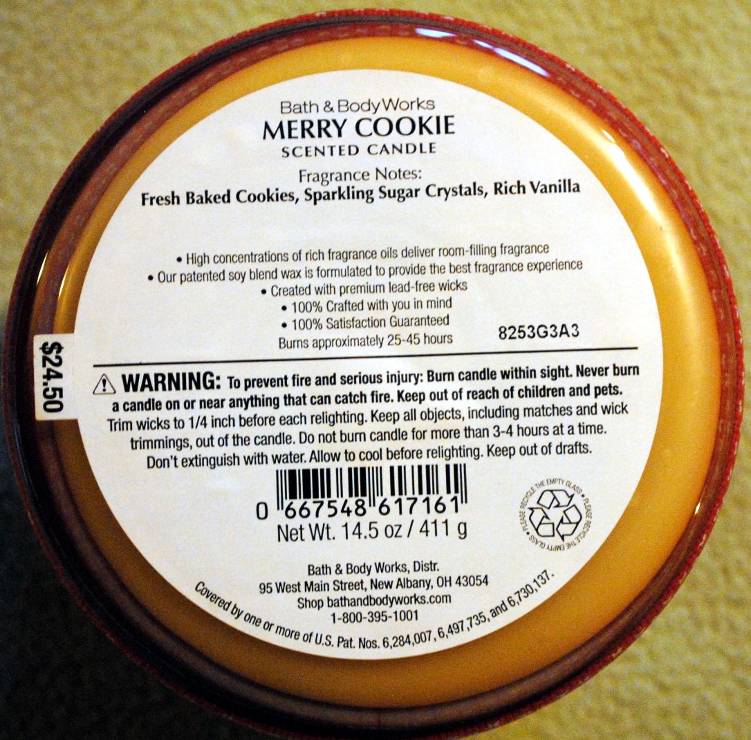 CANDLE: Christmas Bath & Bodyworks Merry Cookie - Bath & Bodyworks Candle (Christmas Candles) action figure collectible - Main Image 2