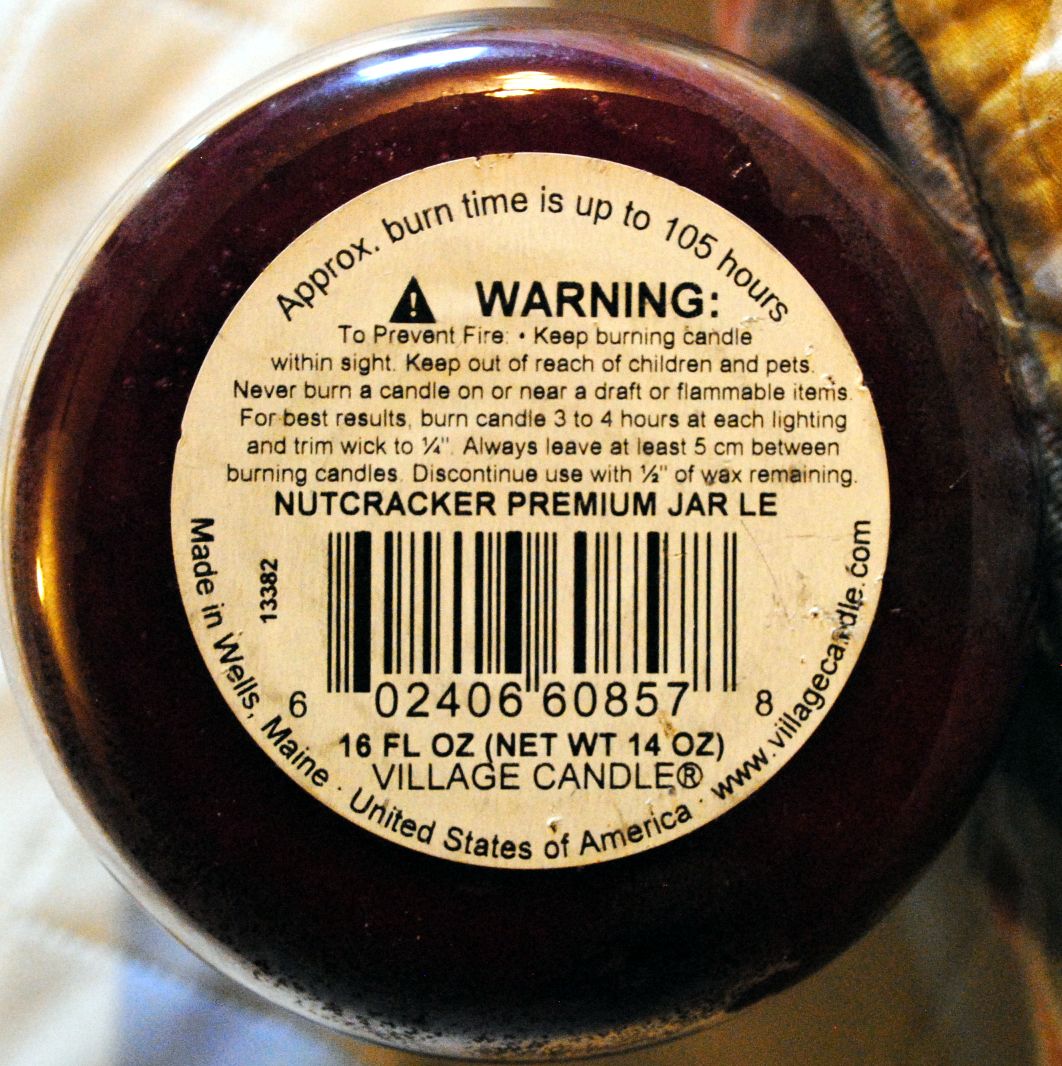 CANDLE: Christmas Village Candle The Nutcracker Limited Edition 2015 - Village Candle (Christmas Candles) action figure collectible - Main Image 2