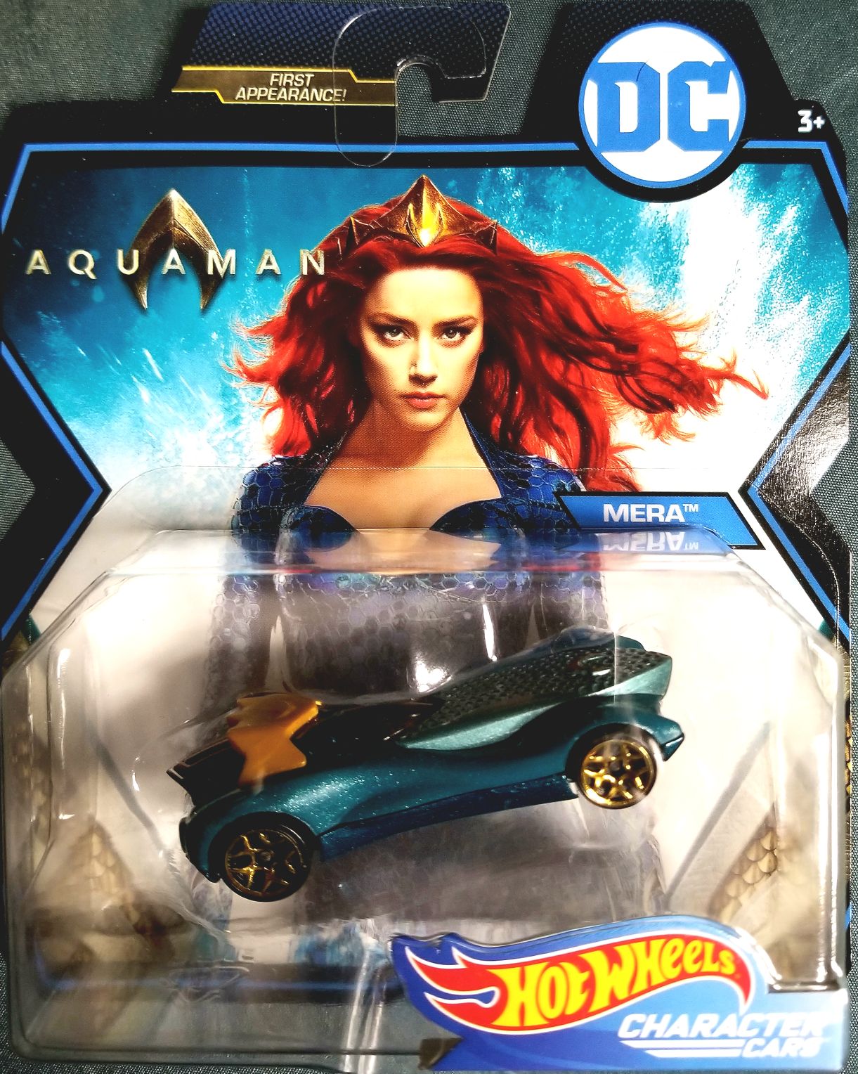 CANDLE: Autumn Bath and Bodyworks Autumn Snow 2013