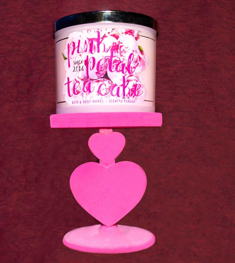 CANDLE: Valentine’s Day Bath & Bodyworks Pink Petal Tea Cake 2018 - Bath & Bodyworks Candle (Valentine’s Day Candles) action figure collectible - Main Image 3
