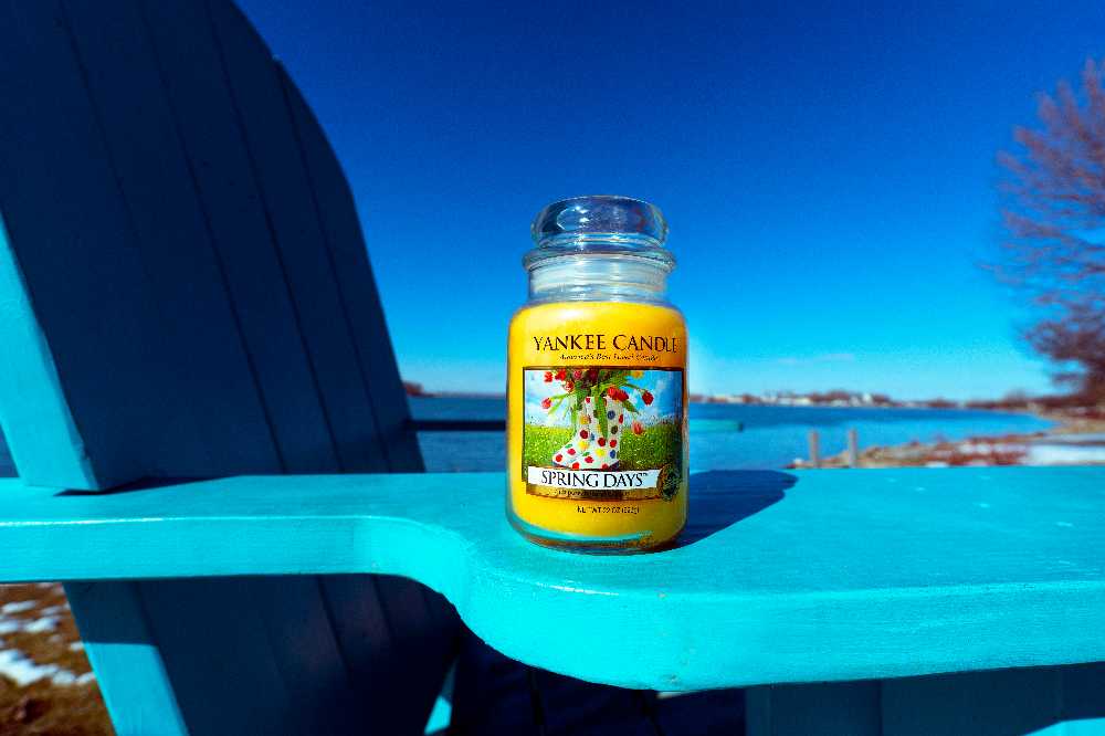 CANDLE: SPRING Yankee Candle Spring Days 2013 - Yankee Candle (Spring Candles) action figure collectible - Main Image 4