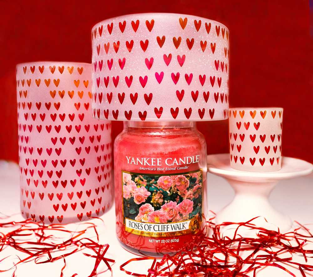 CANDLE: Valentine’s Day Yankee Candle Roses of CliffWalk 2014 - Yankee Candle (Valentine’s Day Candles) action figure collectible - Main Image 3