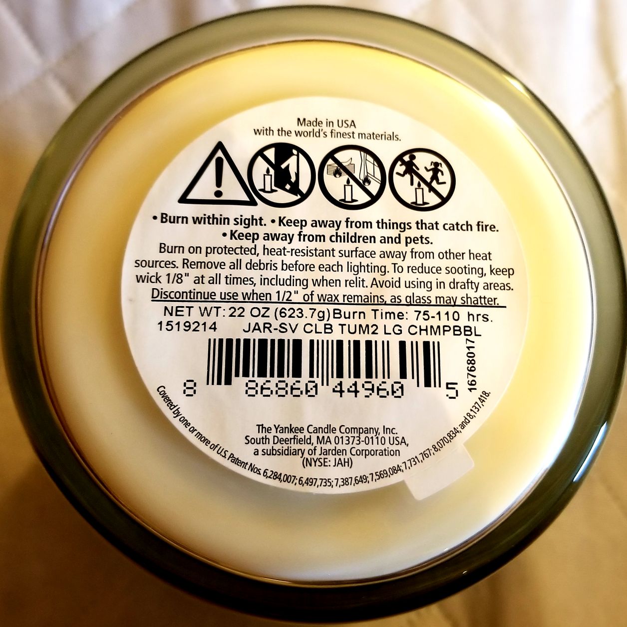 CANDLE: New Years Yankee Candle Champagne Bubbles - Yankee Candle (New Years Candles) action figure collectible - Main Image 2