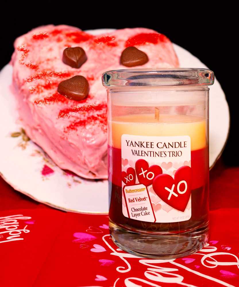 CANDLE: Valentine’s Day Yankee Candle Trio 2014 - Yankee Candle (Valentine’s Day Candles) action figure collectible - Main Image 3