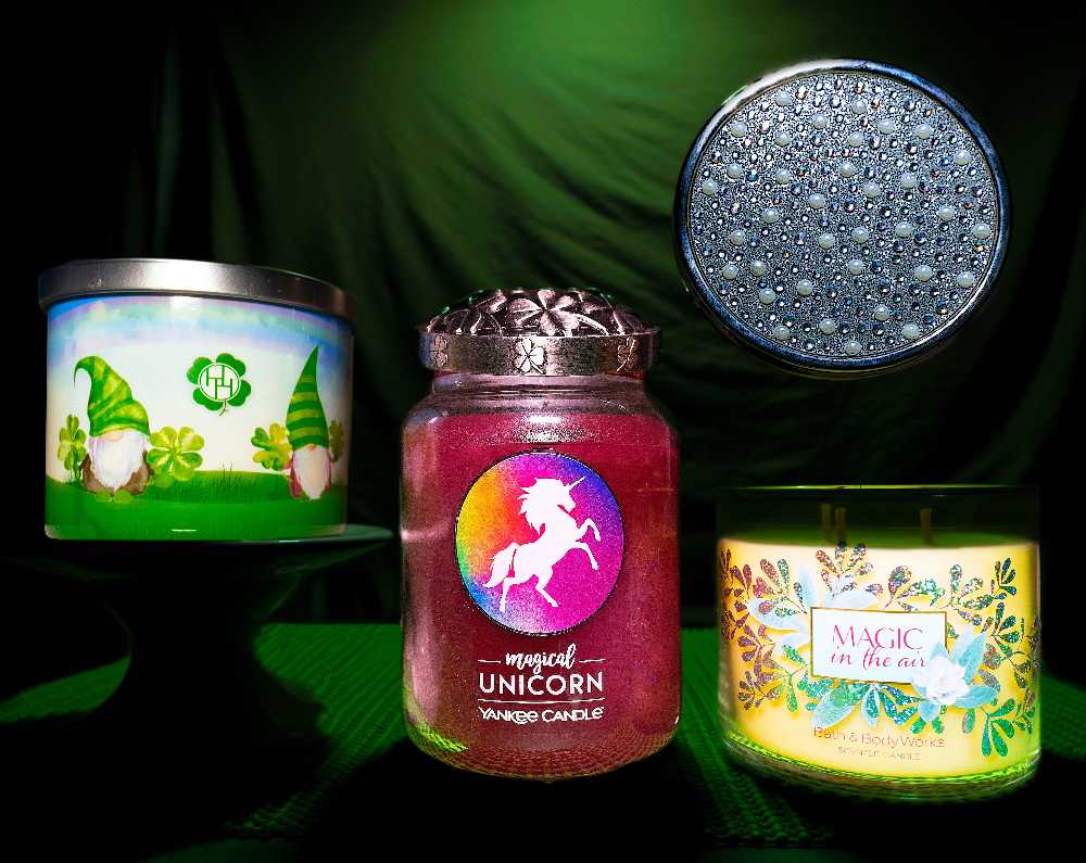 CANDLE: Enchanted Bath & Body Works Magic in the Air 2016 - Bath & Bodyworks Candle (Valentine’s Day Candles) action figure collectible - Main Image 3