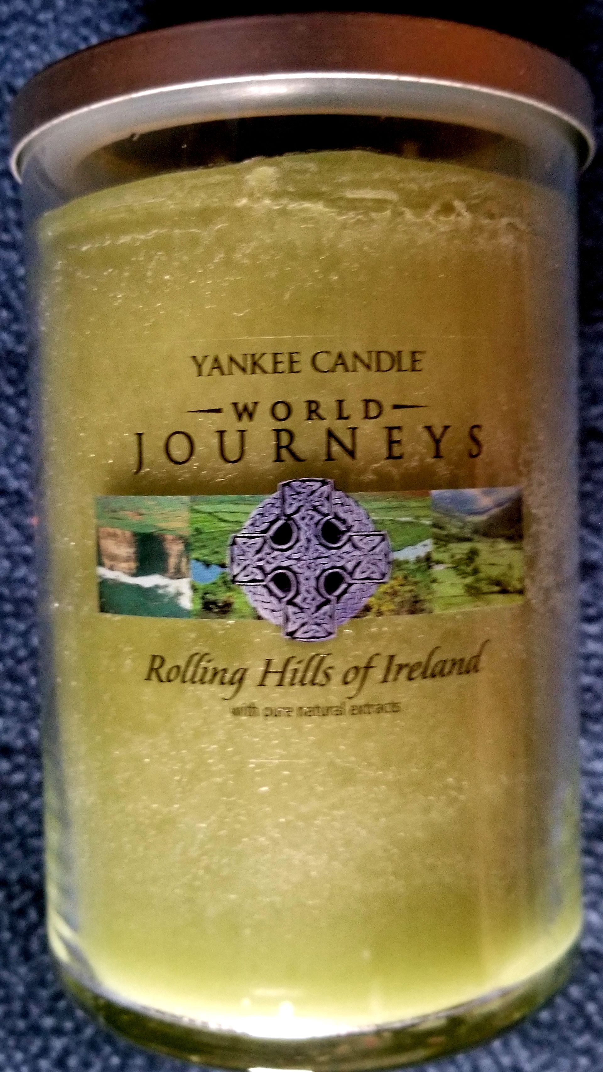 Hot Wheels Batmobile 3/5