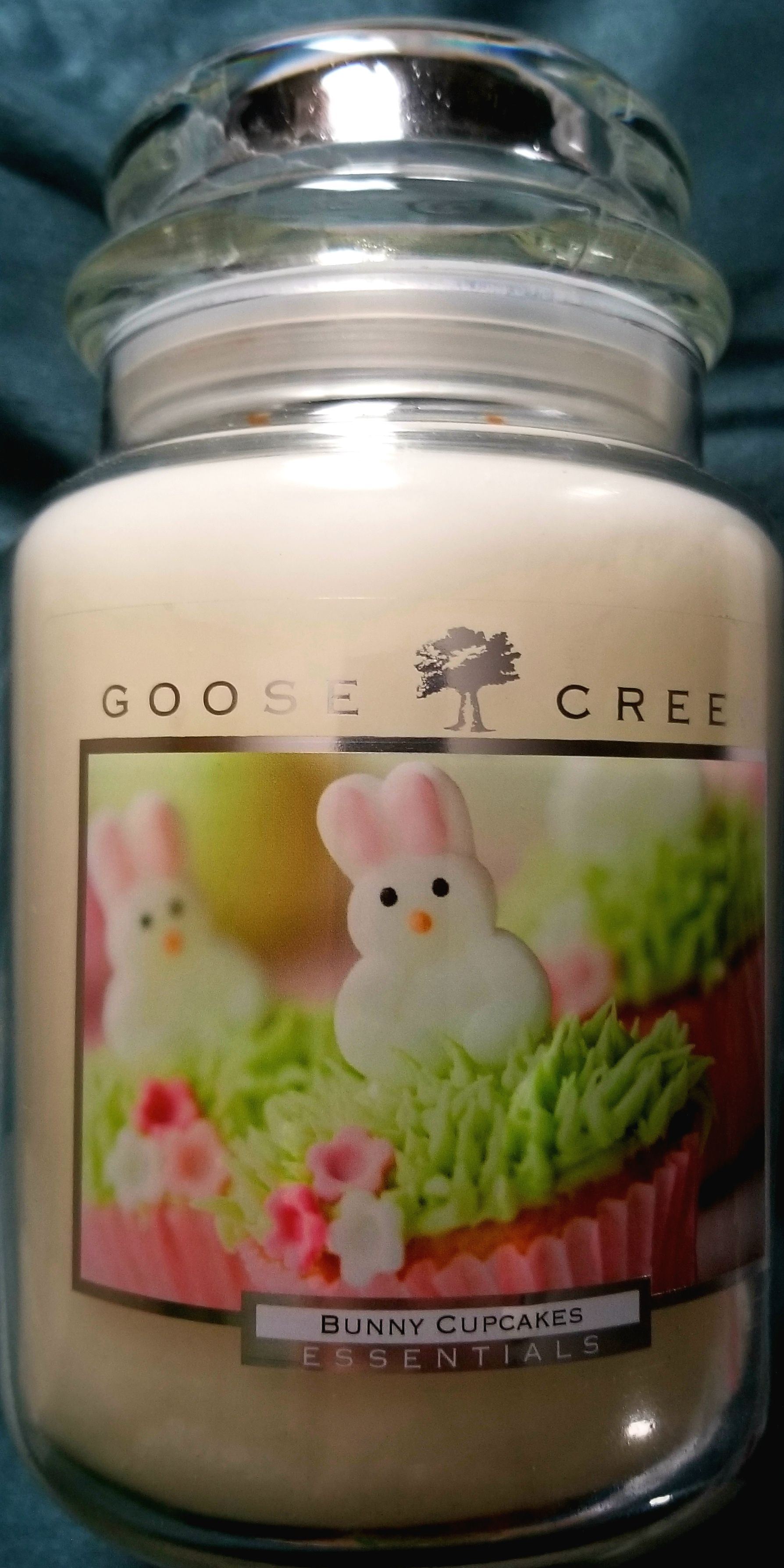 Funko Pop! Movies: Star Wars Green Chrome Yoda SDCC 2019 ESB