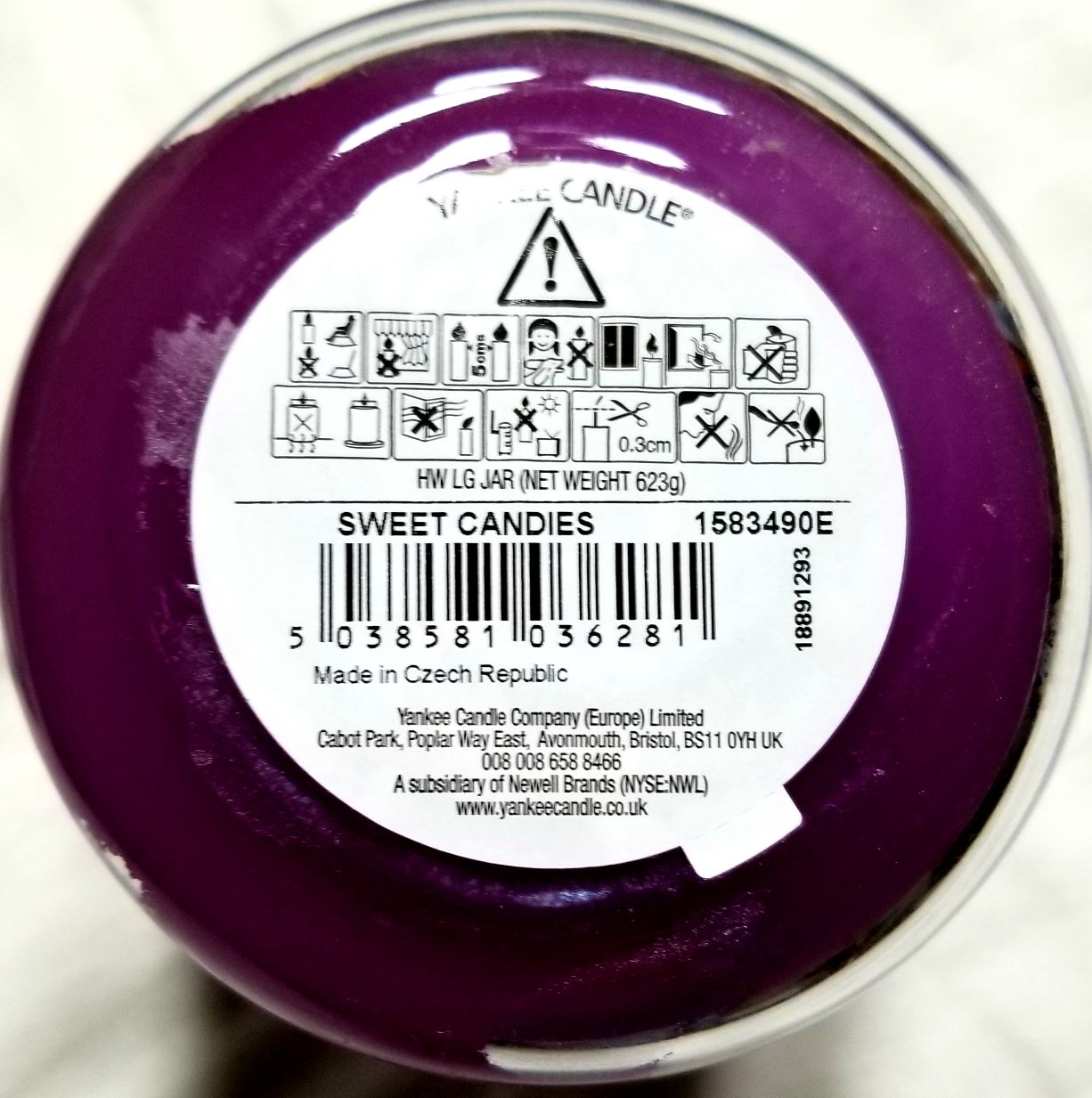 CANDLE: Easter Yankee Sweet Candies 2018 - Yankee Candle (Easter Candles) action figure collectible - Main Image 2