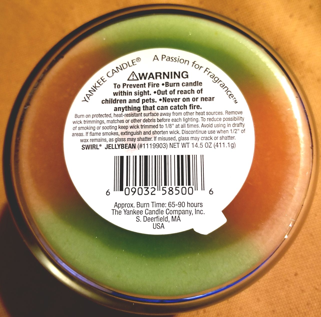 CANDLE: Easter Yankee Jelly Bean 2010 Swirl - Yankee Candle (Easter Candles) action figure collectible - Main Image 2