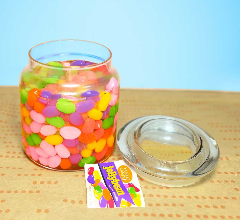 CANDLE: Easter Yankee Jelly Bean 2010 Gel - Yankee Candle (Easter Candles) action figure collectible - Main Image 3