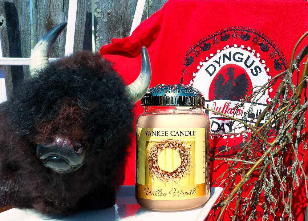 CANDLE: Easter Yankee Willow Wreath 2016 - Yankee Candle (Easter Candles) action figure collectible - Main Image 3