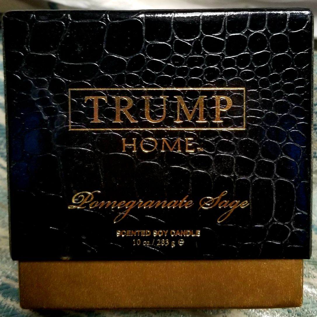 CANDLE: USA Patriotic Trump Pomegranate & Sage 2010 - Aqulesse (USA Candles) action figure collectible - Main Image 1