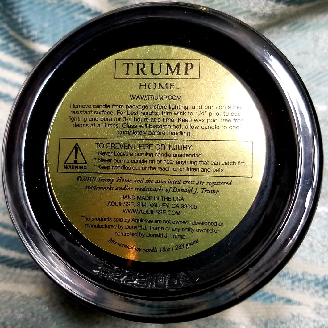 CANDLE: USA Patriotic Trump Pomegranate & Sage 2010 - Aqulesse (USA Candles) action figure collectible - Main Image 2
