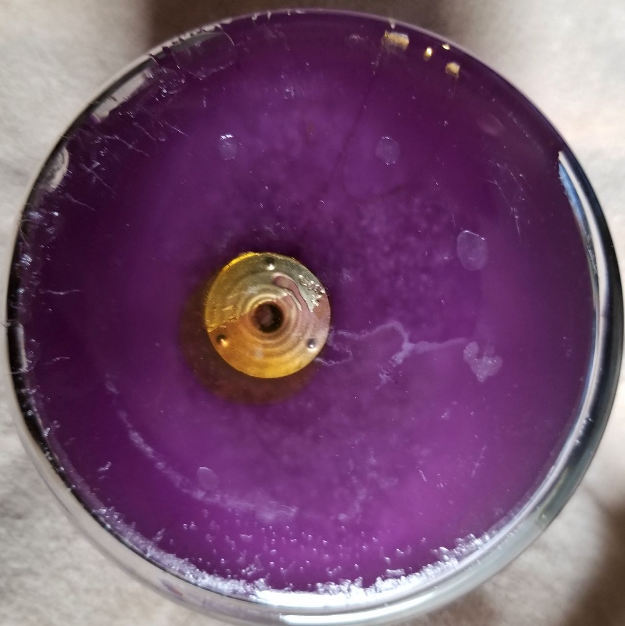 CANDLE: Mother’s Day Yankee Mother Fresh Lilac  - Yankee Candle (Spring Candles) action figure collectible - Main Image 2