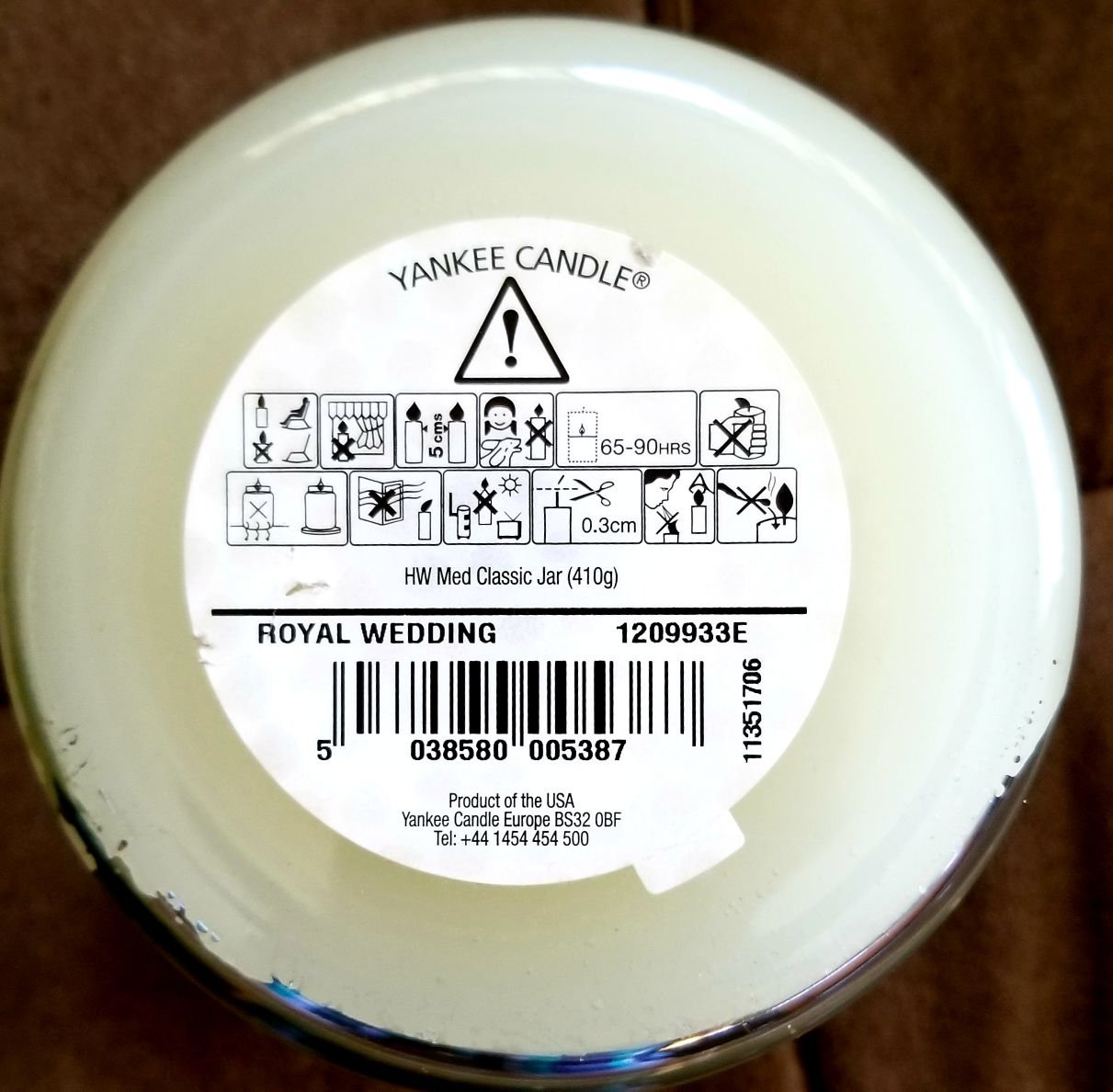 CANDLE: International Yankee United Kingdom UK A Royal Wedding 2011 - Yankee Candle (International Candles) action figure collectible [Barcode 5038580005387] - Main Image 2