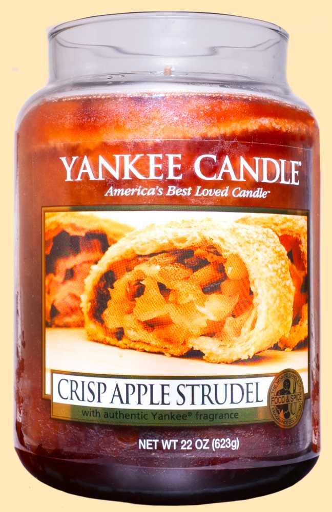 CANDLE: Christmas Yankee Crisp Apple Strudel Favorite Things  2013 - Yankee Candle (Christmas Candles) action figure collectible - Main Image 3