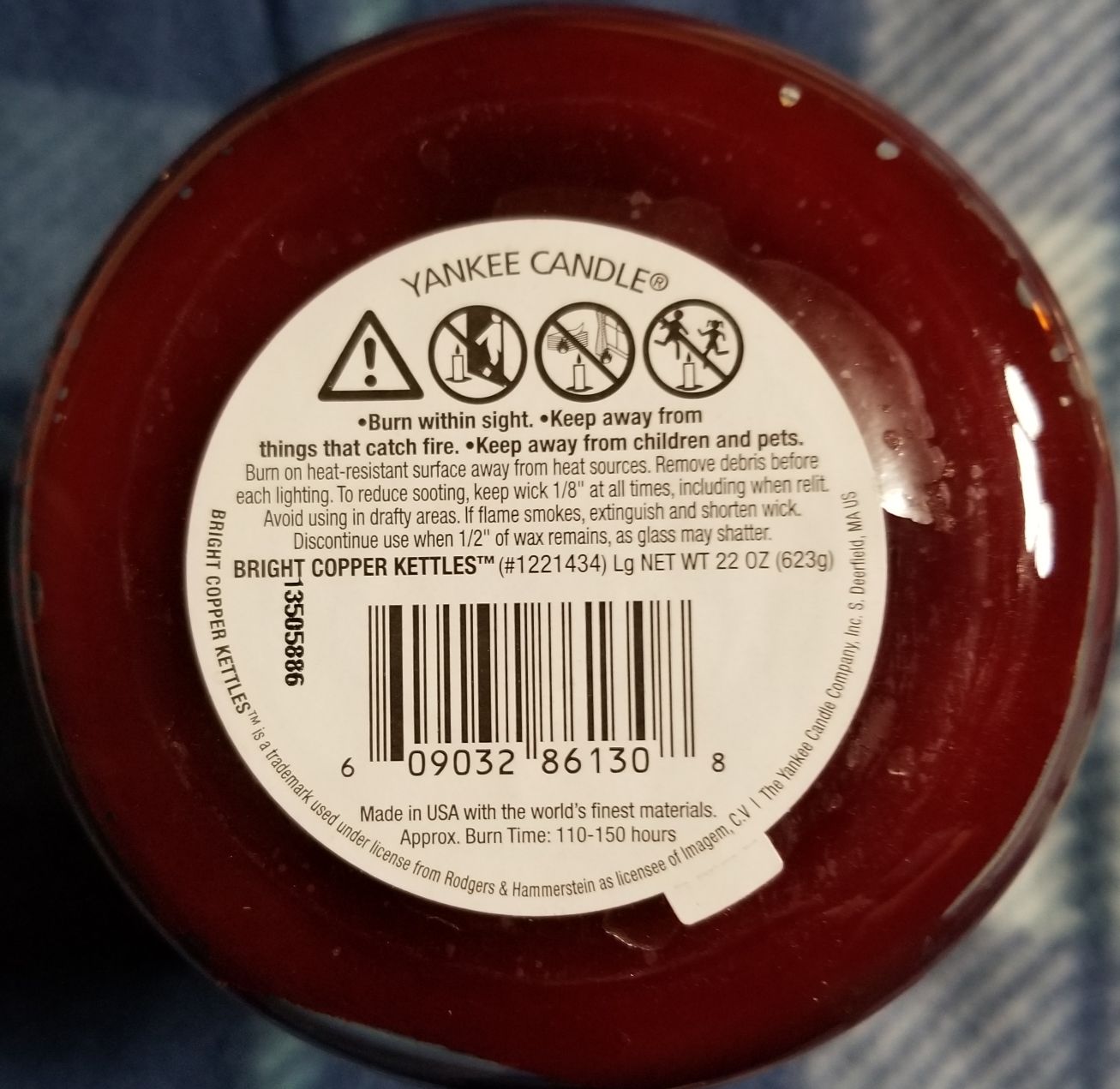 CANDLE: Christmas Yankee Bright Copper Kettles Favorite Things 2013 - Yankee Candle (Christmas Candles) action figure collectible - Main Image 2