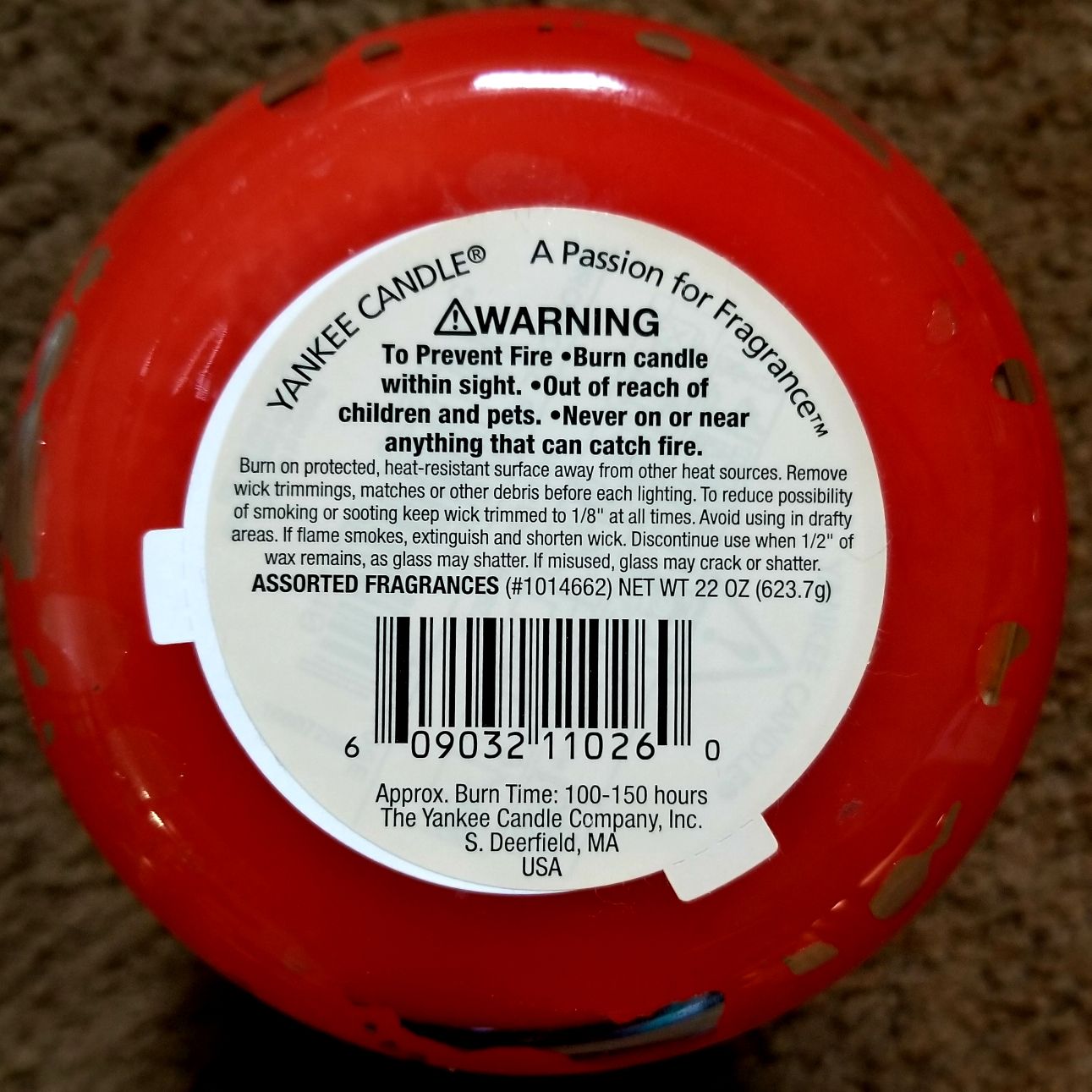 CANDLE: Cuba Yankee Tropical Fruit Crush 2017 - Yankee Candle (International Candles) action figure collectible - Main Image 2