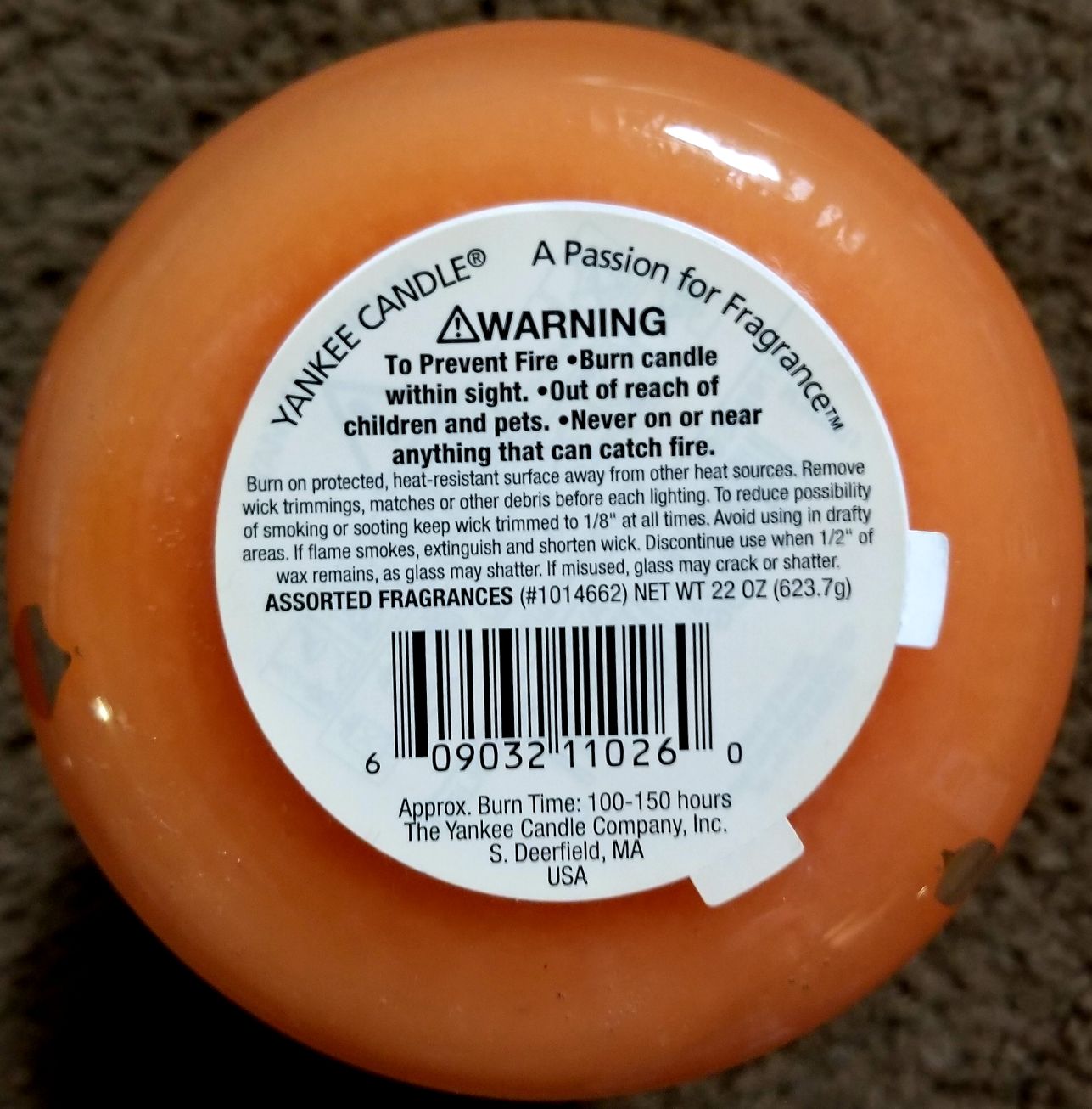 CANDLE: Cuba Yankee Delicious Guava 2017 - Yankee Candle (International Candles) action figure collectible - Main Image 2