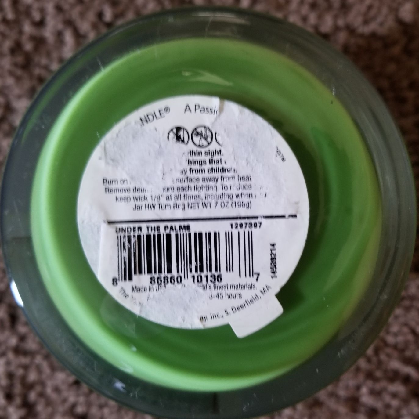 CANDLE: Easter Yankee Under the Palms 2014 - Yankee Candle (Easter Candles) action figure collectible - Main Image 2