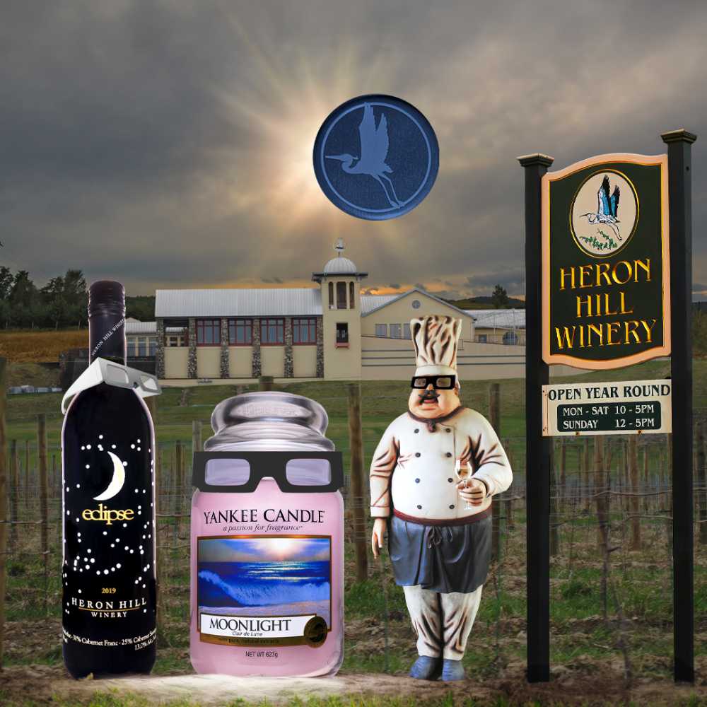 CANDLE: Halloween Yankee Moonlight 2017 UK - Yankee Candle (Halloween Candle) action figure collectible - Main Image 4