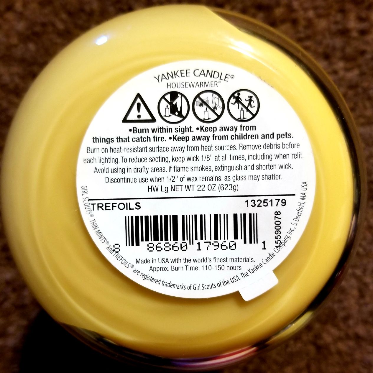 CANDLE: Food Yankee Girl Scout Cookies  Trefoils 2014 - Yankee Candle (Food Candles) action figure collectible - Main Image 2