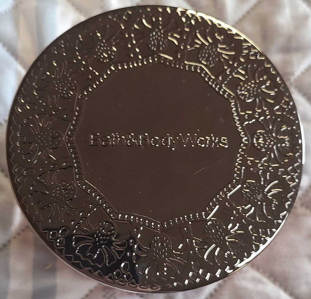 CANDLE: Halloween Bath & Bodyworks Ghoul Friend 2019 - Bath & Bodyworks Candle (Halloween Candle) action figure collectible [Barcode 667550885268] - Main Image 4