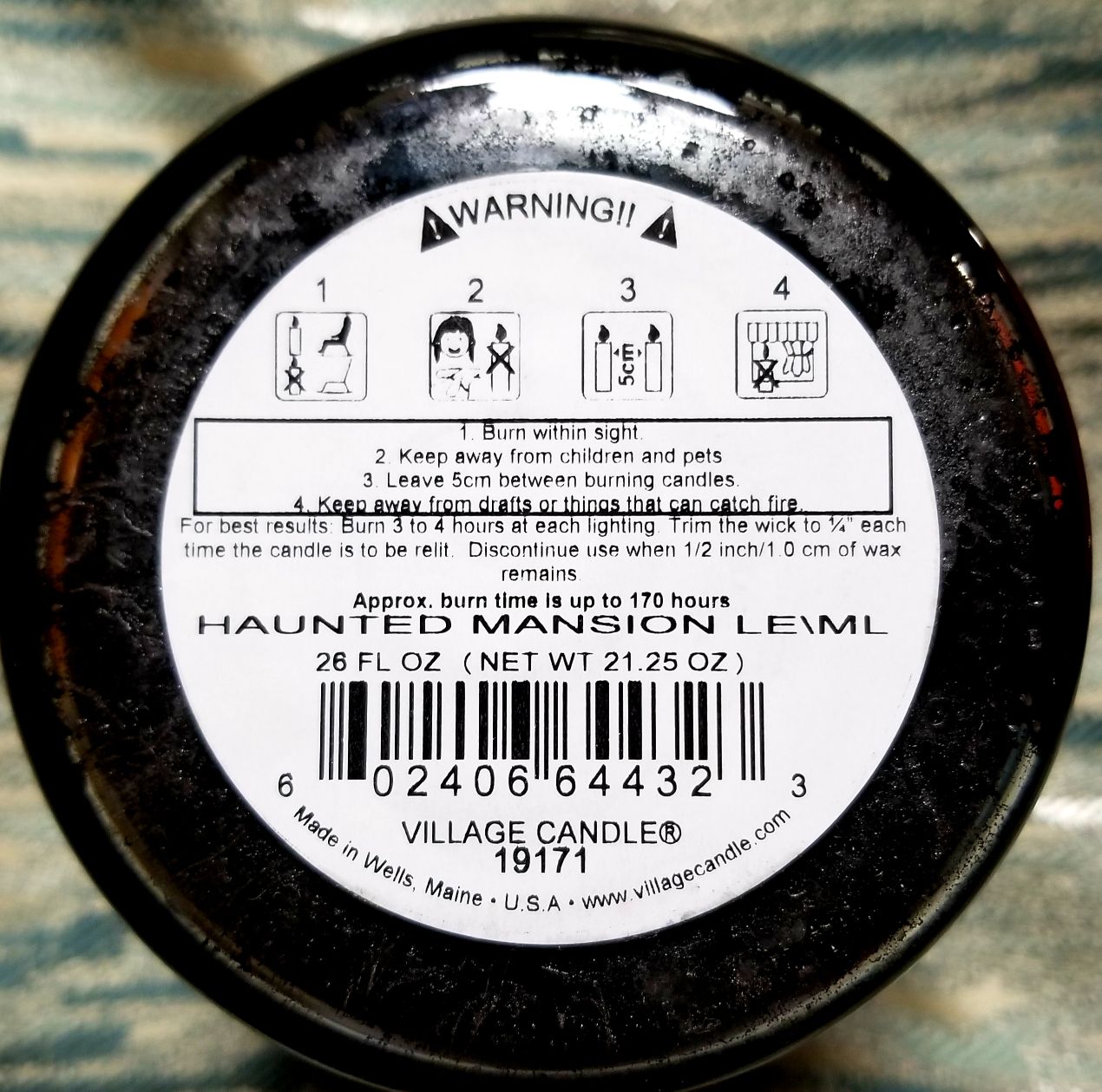 CANDLE: Halloween Village Haunted Mansion 2019 - Village Candle (Halloween Candle) action figure collectible [Barcode 602406644323] - Main Image 2