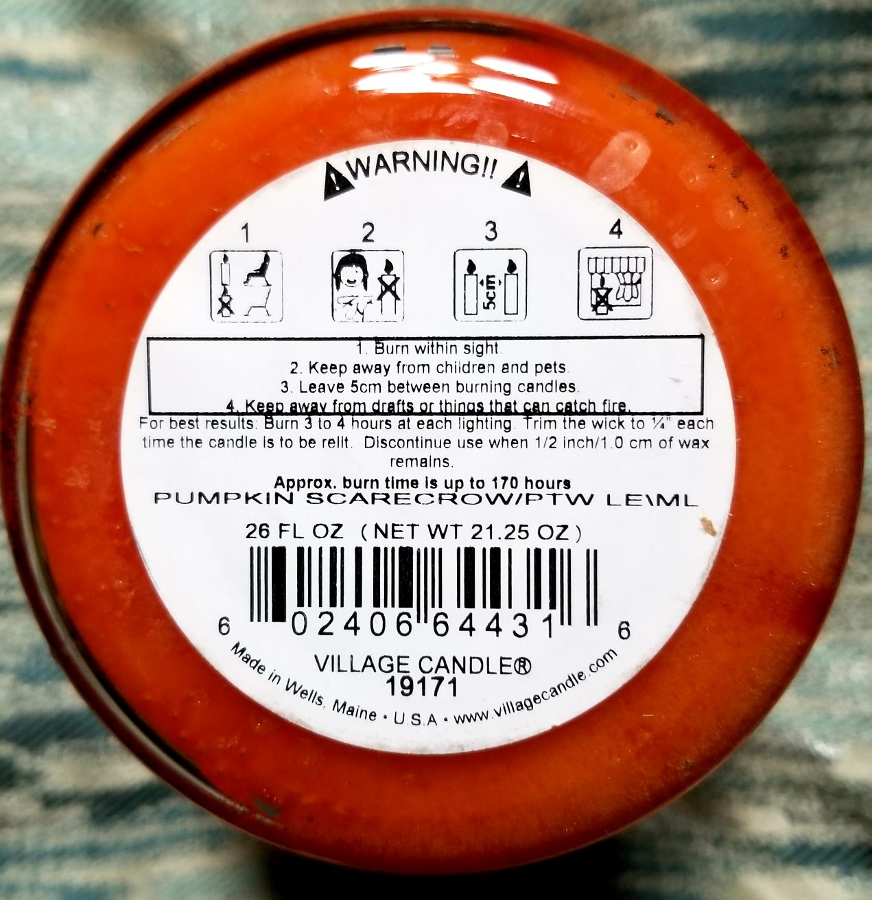 CANDLE: Halloween Village Pumpkin Scarecrow 2019 - Village Candle (Halloween Candle) action figure collectible [Barcode 602406644316] - Main Image 2