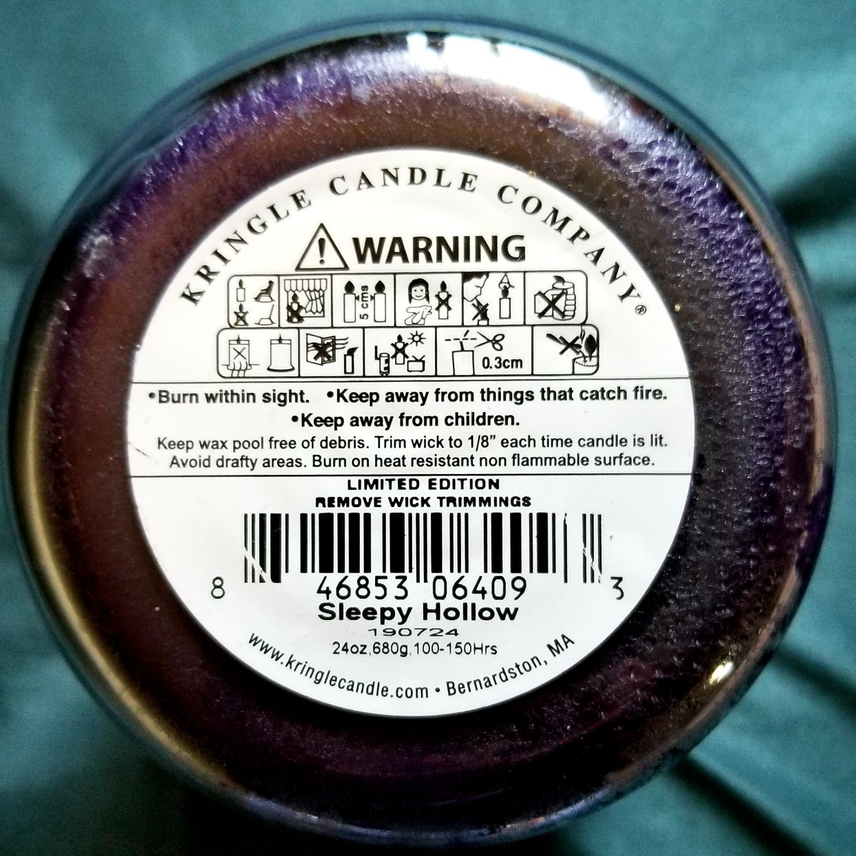 CANDLE: Halloween Country Candle Sleepy Hollow Jar 2019 Kringle  - Kringle Candle (Halloween Candle) action figure collectible [Barcode 846853064093] - Main Image 2