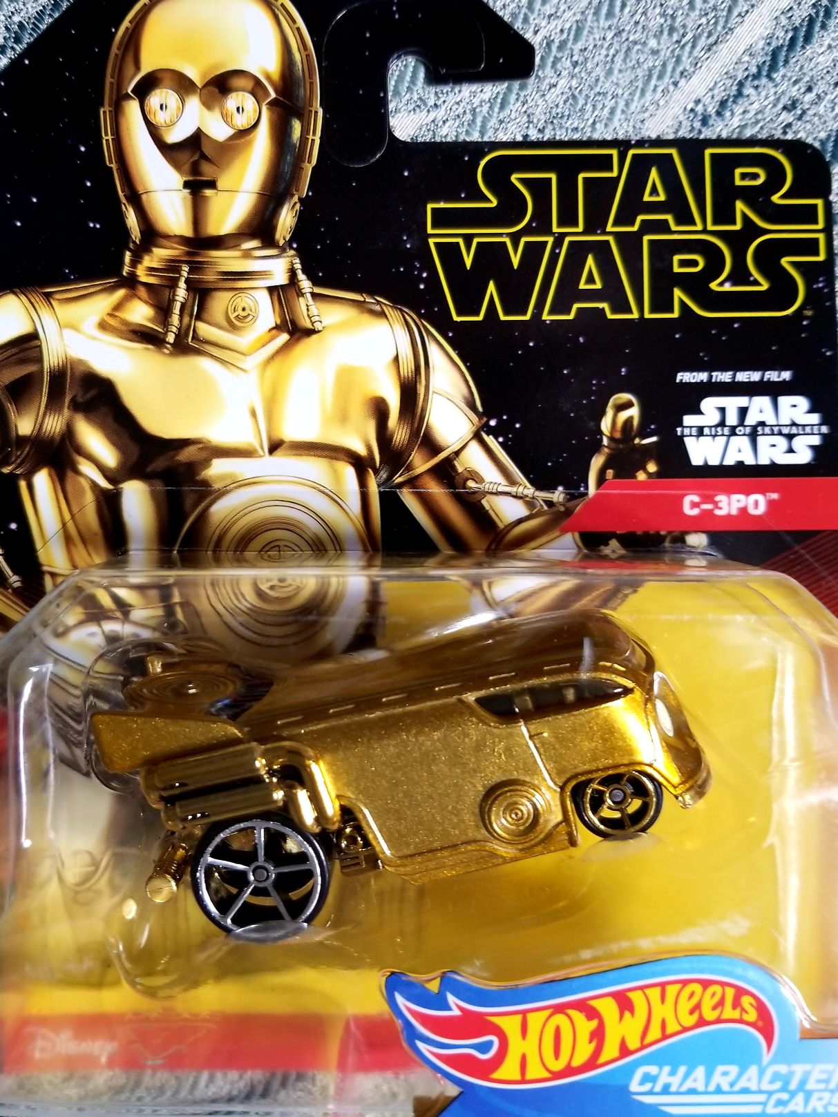 Funko Pop! Television: The Mandalorian with Grogu MANDO