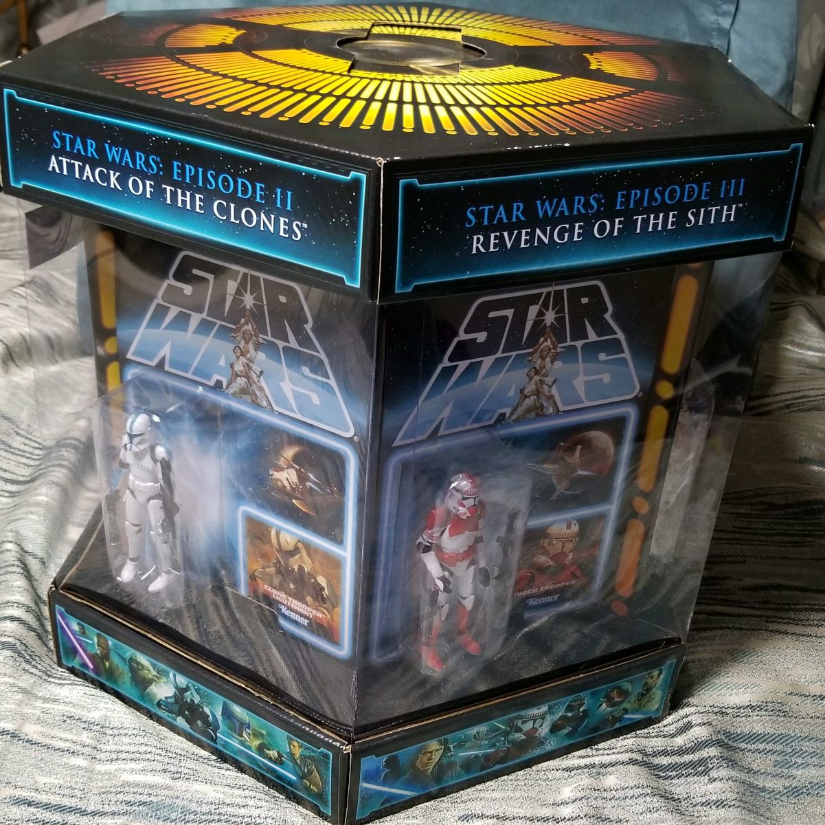 CANDLE: Halloween Yankee Mystic Moon 2020 Jar