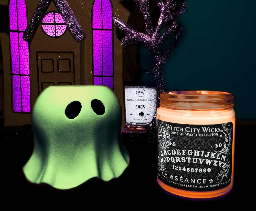 CANDLE: Halloween Witch City Wicks Seance 2019 - Witch City Wicks (Halloween Candle) action figure collectible - Main Image 3