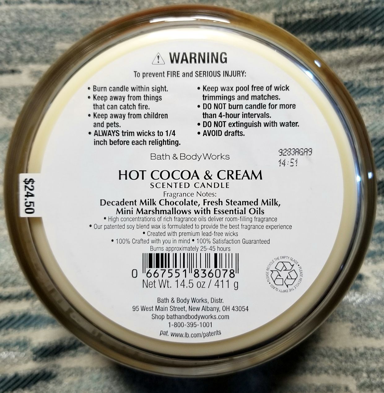 CANDLE: Christmas Bath and Bodyworks Ski Lodge  - Hot Cocoa and Cream 2019  - Bath & Bodyworks Candle (Christmas Candles) action figure collectible - Main Image 2