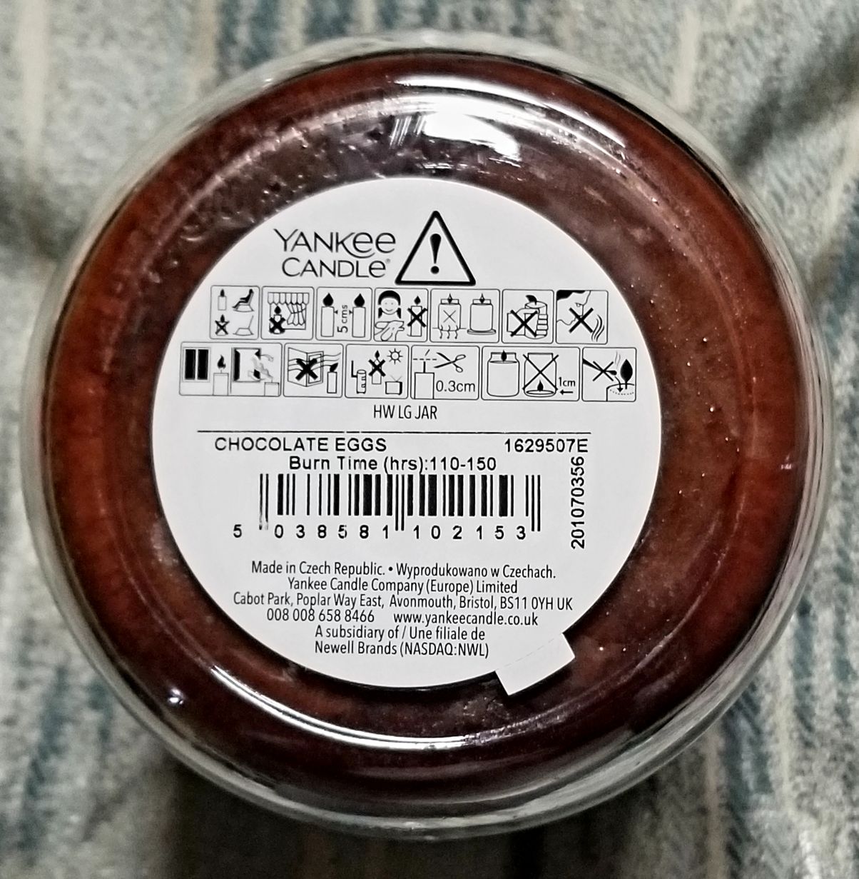 CANDLE: Easter Yankee Chocolate Eggs UK 2020 - Yankee Candle (Easter Candles) action figure collectible [Barcode 5038581102153] - Main Image 2