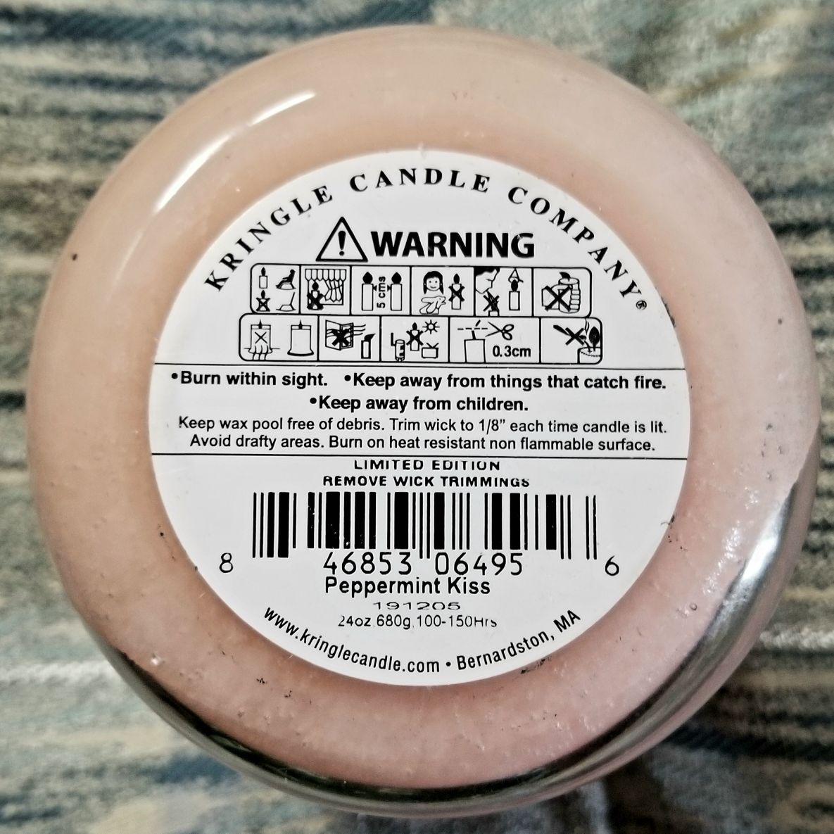 CANDLE: Valentine’s Day Country Candle Peppermint Kiss 2020 Kringle  - Country Candle (Valentine’s Day Candles) action figure collectible [Barcode 846853064956] - Main Image 2