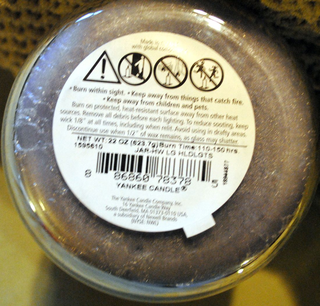 CANDLE: Christmas Yankee Holiday Lights 2018 - Yankee Candle (Christmas Candles) action figure collectible - Main Image 2