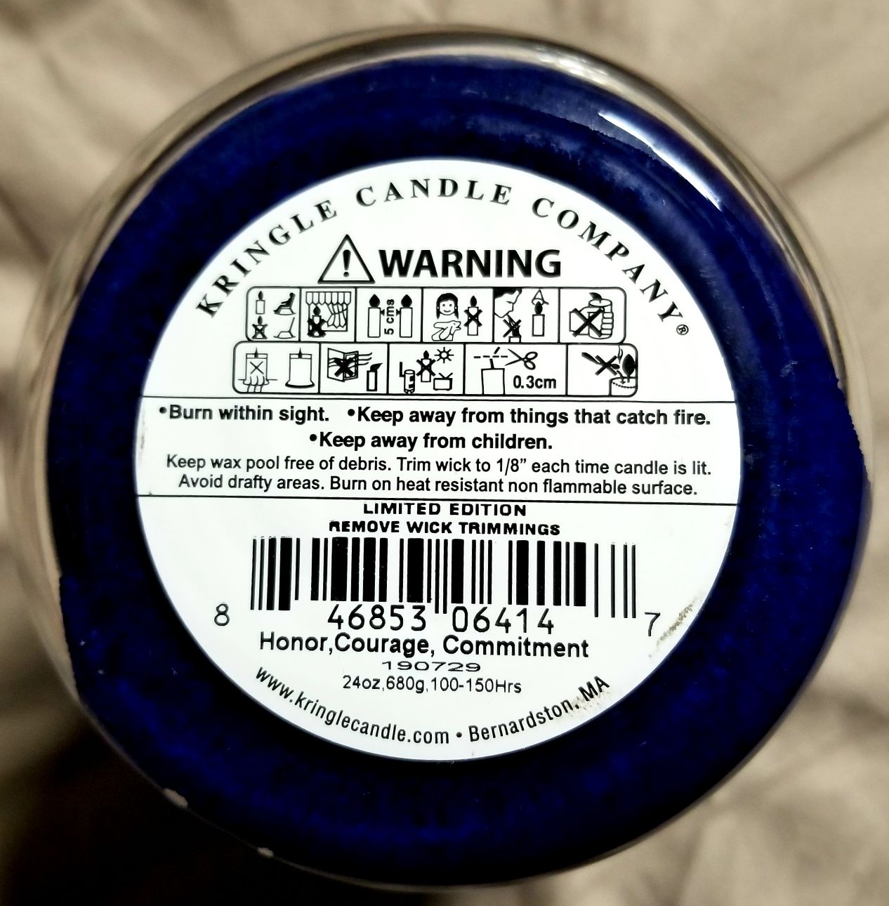 CANDLE: USA Military Country Candle Honor, Courage, Commitment 2019 - Country Candle (USA Candles) action figure collectible [Barcode 846853064147] - Main Image 2