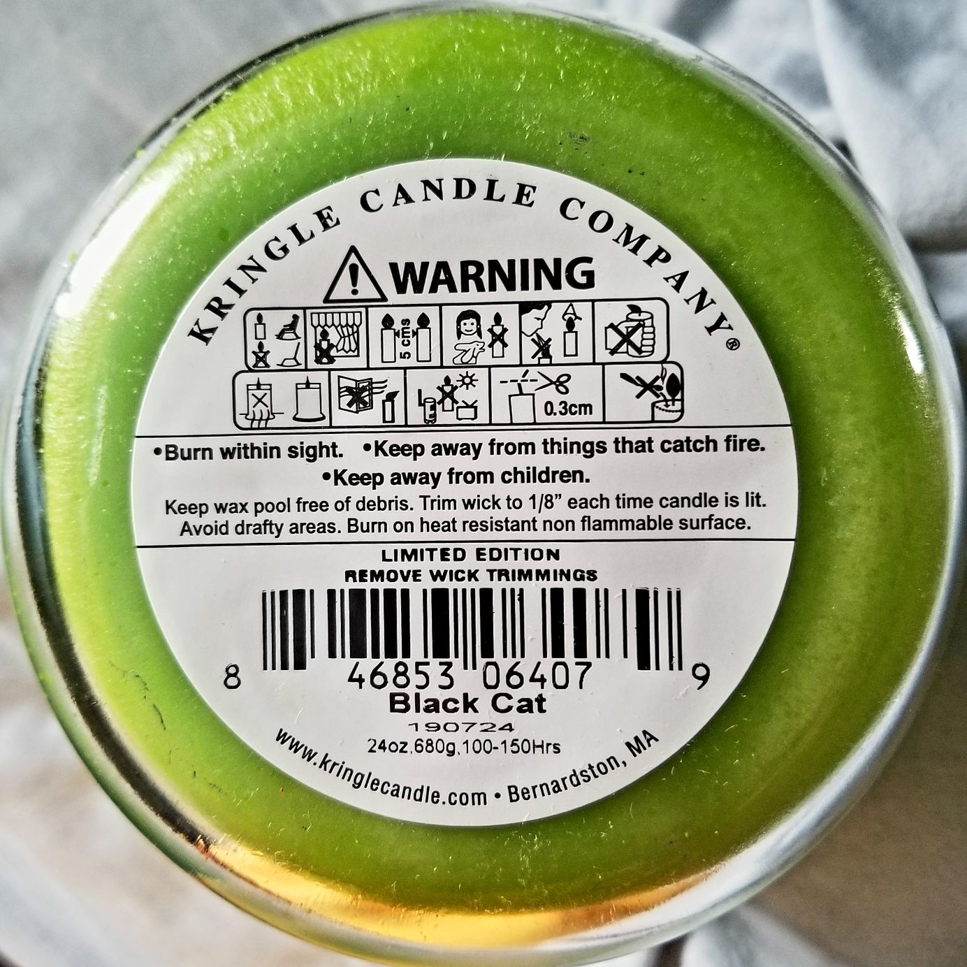 CANDLE: Halloween Country Candle Black Cat 2019 Kringle - Country Candle (Halloween Candle) action figure collectible - Main Image 2