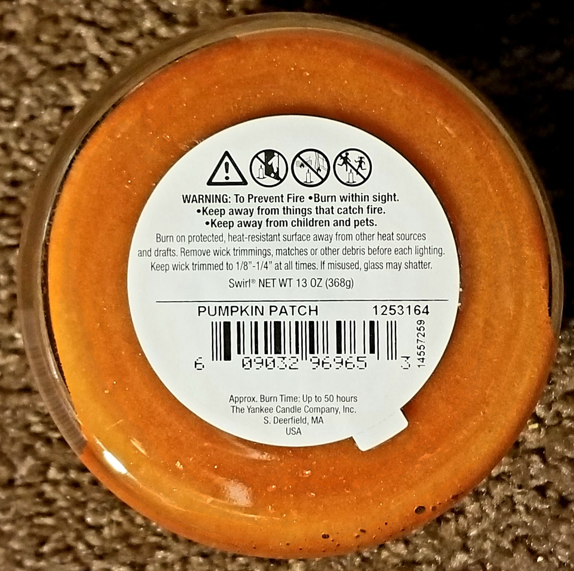 CANDLE: Halloween Yankee Pumpkin Patch 2014 Three Pumpkins - Yankee Candle (Halloween Candle) action figure collectible - Main Image 2