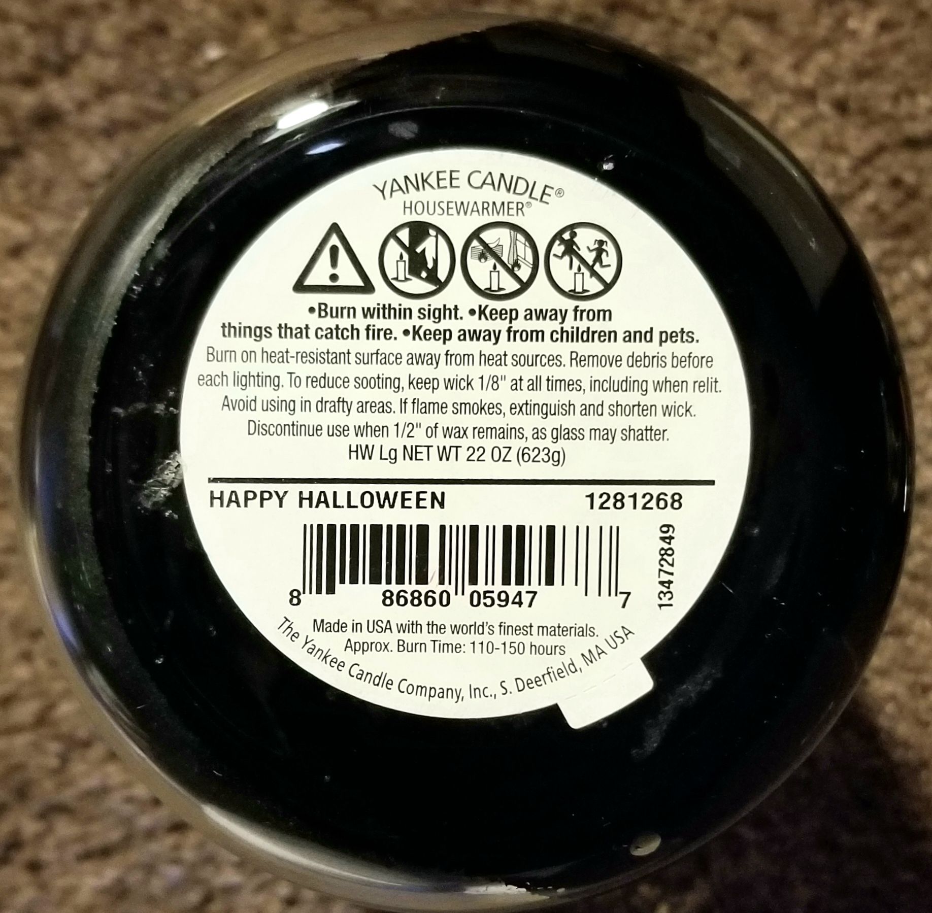 CANDLE: Halloween Yankee Happy Halloween 2013 Cemetery  - Yankee Candle (Halloween Candle) action figure collectible - Main Image 2